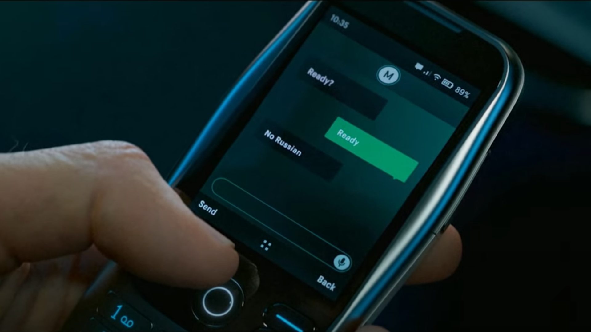 MW3 No Russian: a mobile phone displaying several messages, including one that reads 