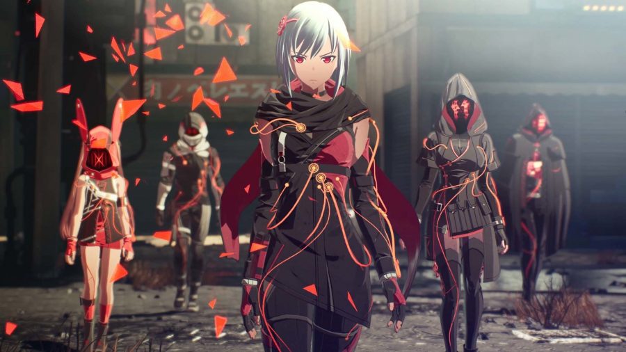 Scarlet Nexus: A woman with silvery hair wearing a black uniform with orange trims stands in front of several other figures with no faces and glowing red eyes in an urban area
