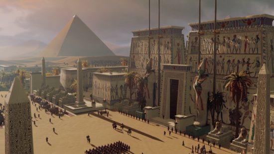 Total War Pharaoh: a 12th-century Egyptian city, with the pyramids in the background.
