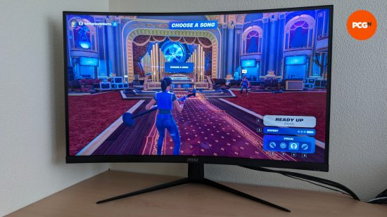 The MSI G321CU, showing an image from Fortnite Festival