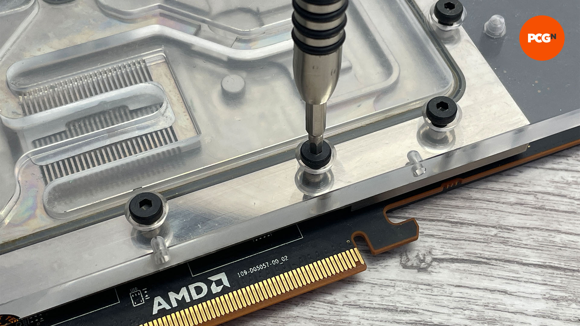 How to clean a waterblock: Remove screws