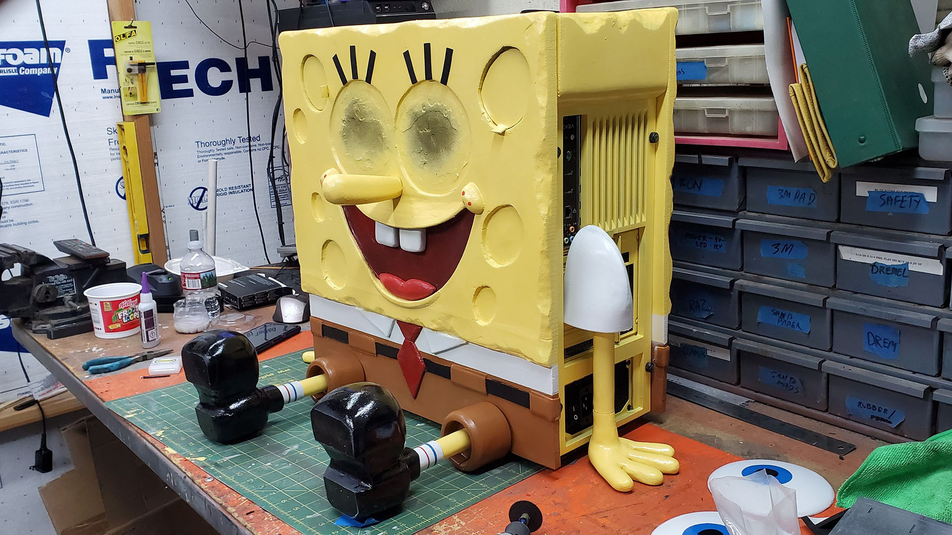 A spongebob squarepants without any eyes modelled into a gaming PC