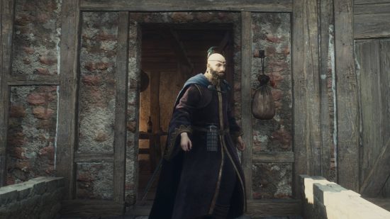 The Arisen is standing outside the Dragon's Dogma 2 house in Vernworth. There is a satchel attached to the door.