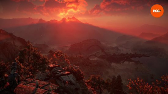 Horizon Forbidden West review: a stunning vista shot of the game's open world.