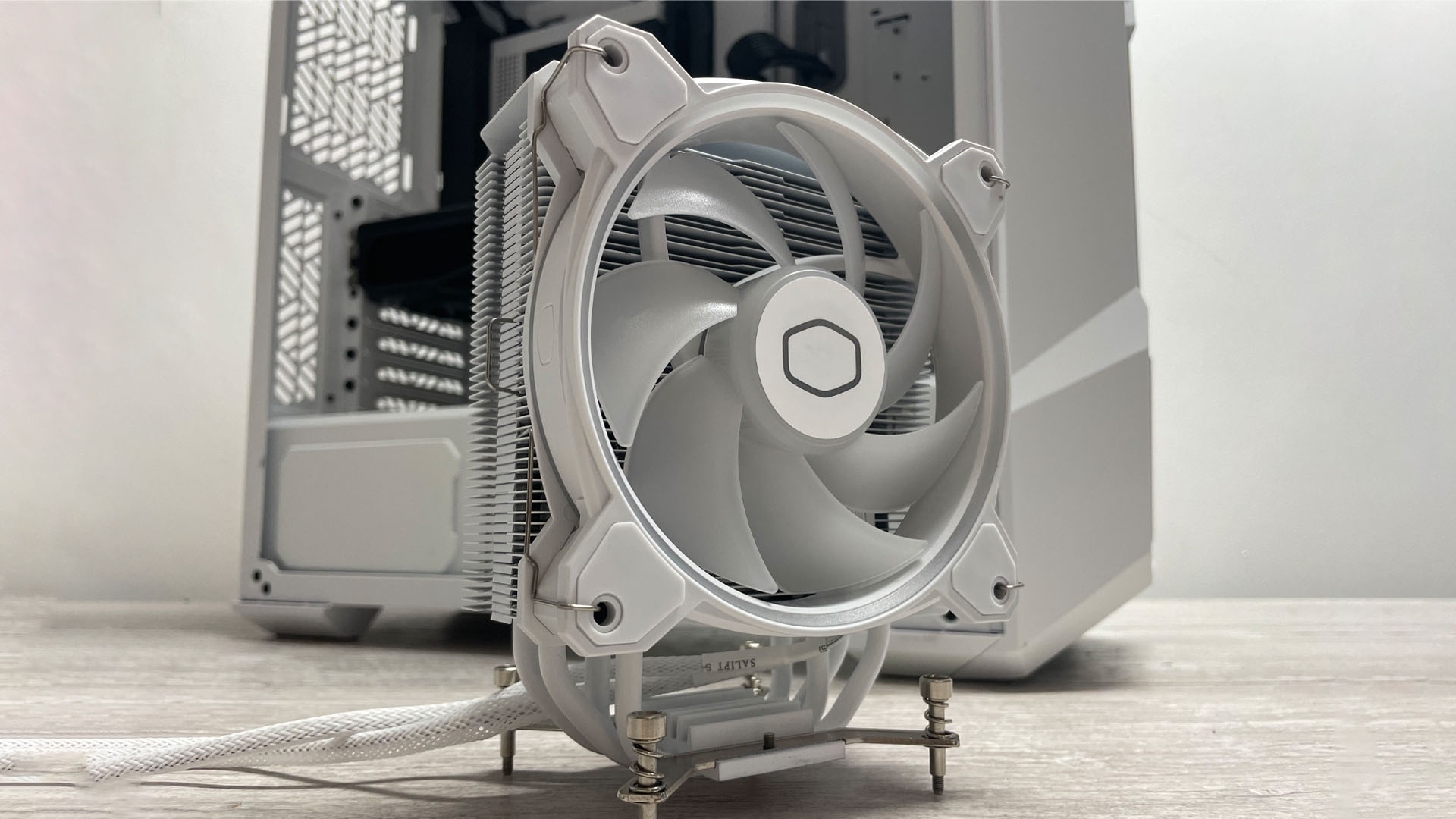 Cooler Master Hyper 212 Halo White review image showing it out of a PC case.