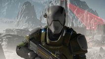 Helldivers 2 bigger squads: a space soldier in a grey helmet without a visor