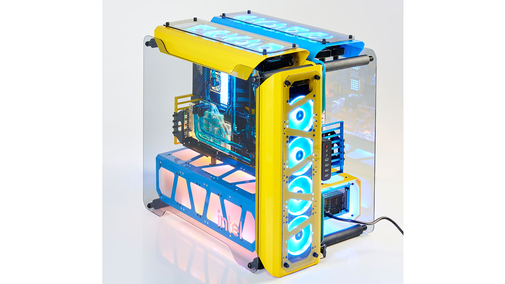 El sistema dual en la carcasa azul y amarilla de Intel