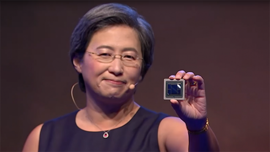 AMD CEO Lisa Su with 7nm Vega GPU