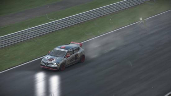 Project Cars PC review - A Renault racing in the rain