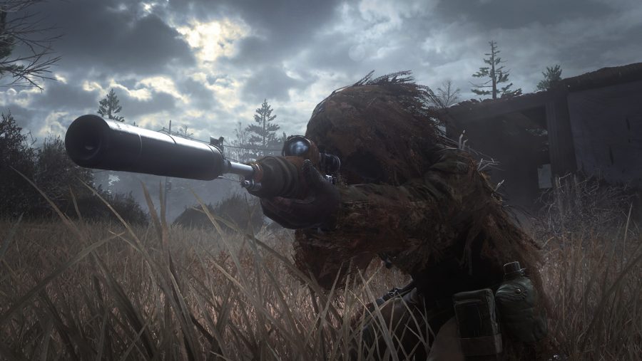 A concealed sniper in a ghillie suit in one of the best sniper games: Call of Duty: Modern Warfare Remastered