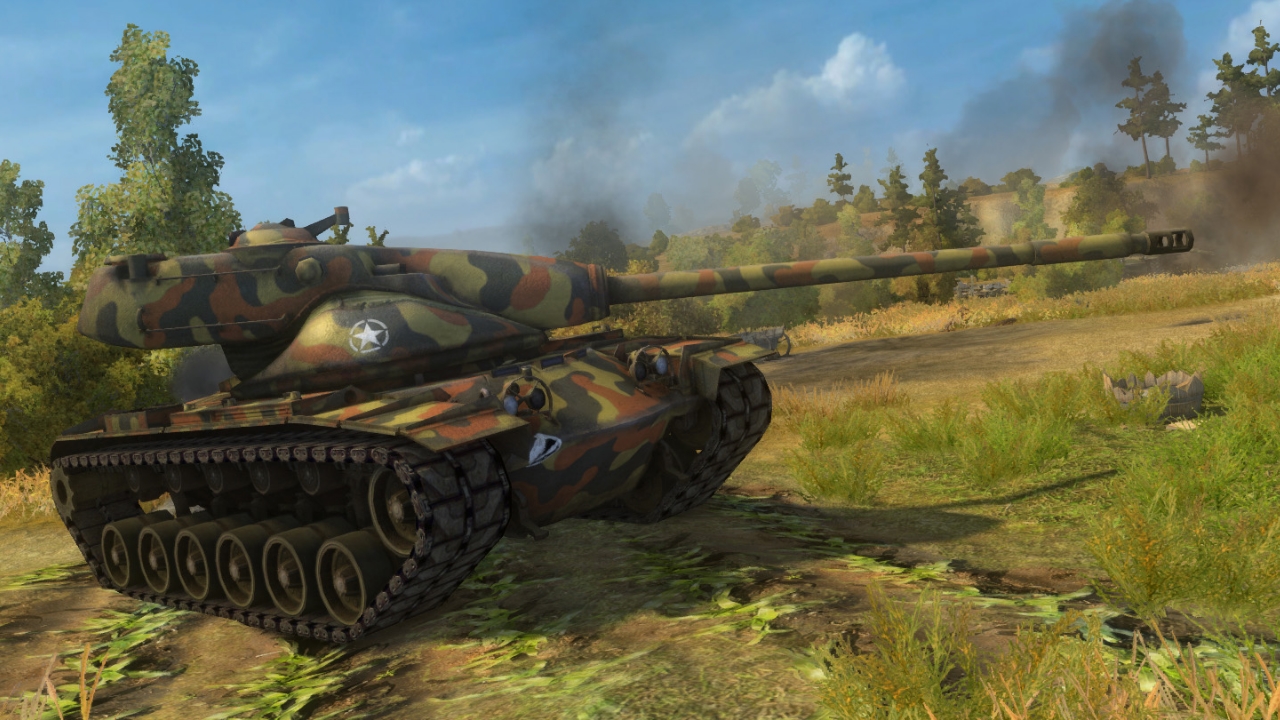 Best free MMOs: A large camouflaged tank has just shot at an enemy as there is smoke billowing from it