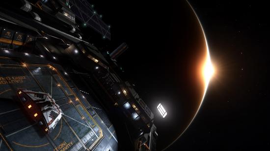 Light spills out from behind a planet in one of the best space games - Elite Dangerous