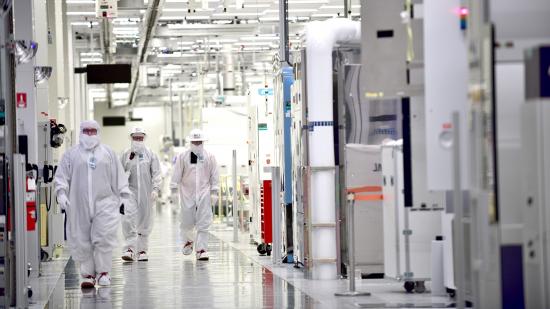 Intel to spend an extra $1bn on 14nm production