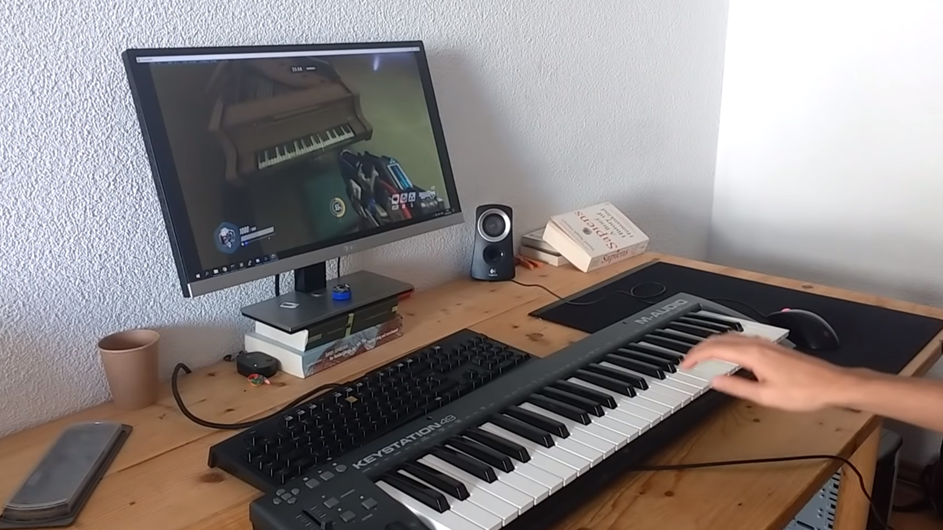 Overwatch S Piano Aimbot Translates A Midi Keyboard To The In Game
