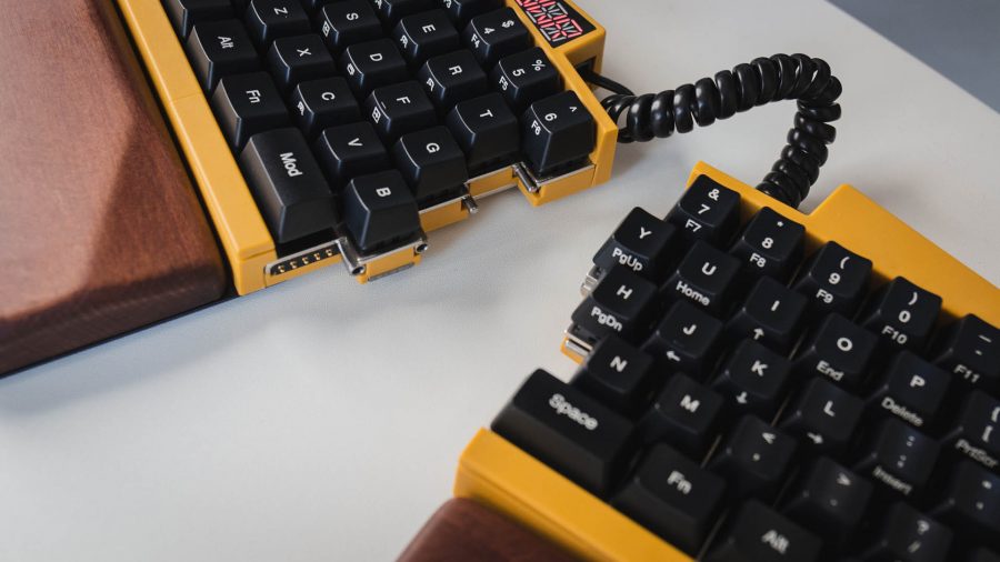 Ultimate Hacking Keyboard split ergonomic design