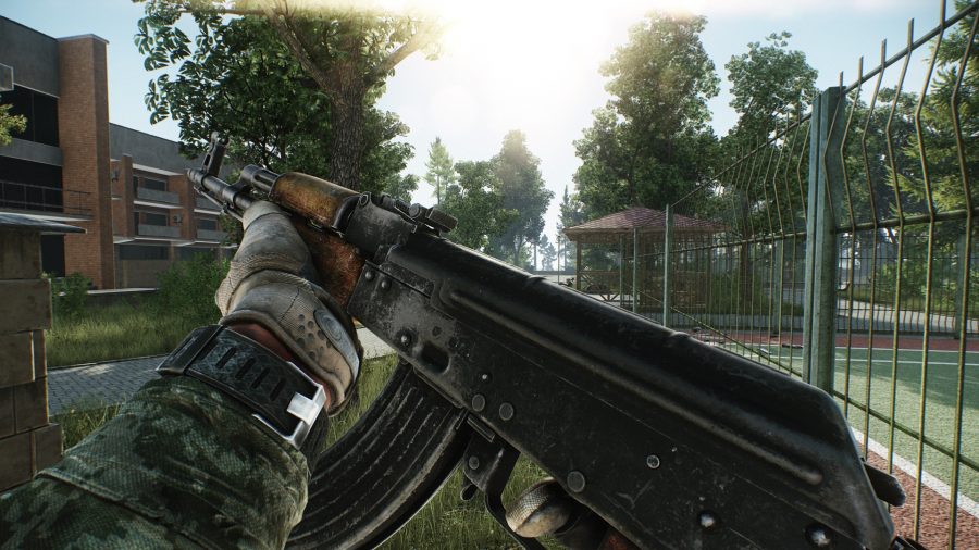 A soldier holding a gun in Escape from Tarkov