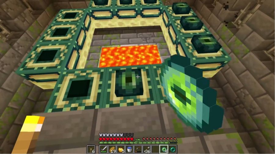  Å Plassere Et Øye Med Ender i sporet for å aktivere det, er hvordan du oppretter En sluttportal I Minecraft
