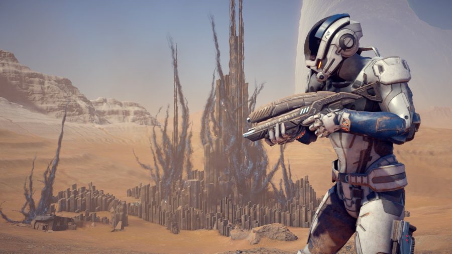 Crew member exploring a desert land in Mass Effect Andromeda