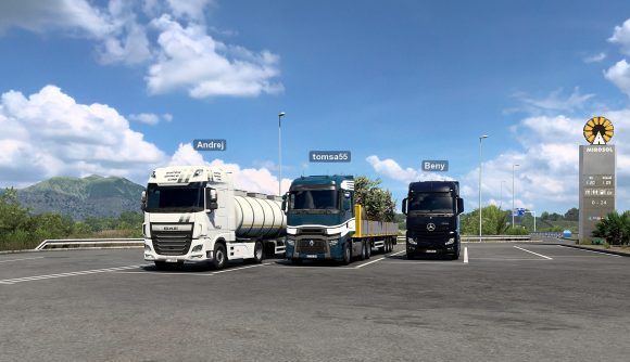 Three player-controlled Euro Truck Simulator 2 vehicles line up in the new Convoy multiplayer mode