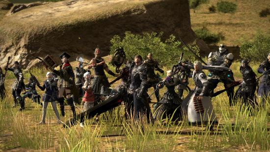 A massive group of Final Fantasy XIV's heroes look to the sky - and it's not hard to see this scene reflected in-game, with the current FFXIV server status