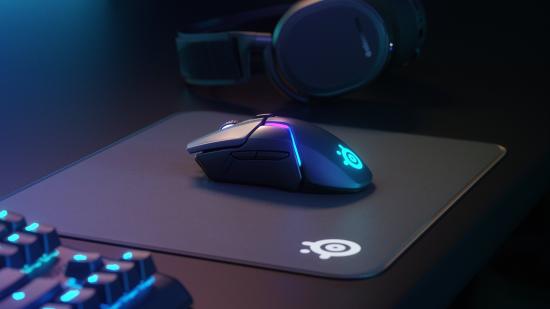 SteelSeries' Rival 650 wireless gaming mouse sits on a QcK mouse pad with no cables in sight