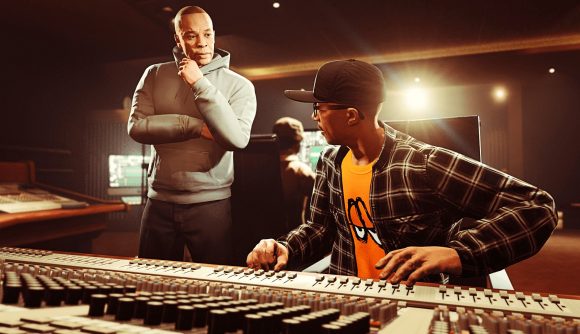 Dr Dre talks to a producer in GTA Online's new DLC