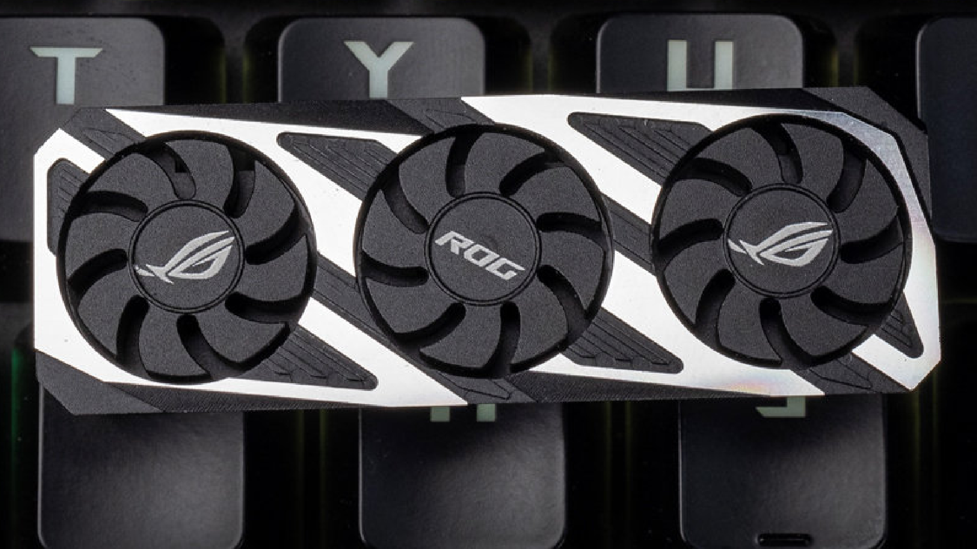 The Nvidia GeForce RTX 3080 keycap gets an Asus ROG makeover