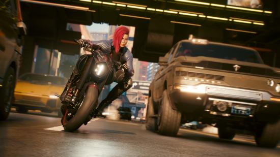 Cyberpunk 2077 expansion: V races through crowded streets on a motorcycle
