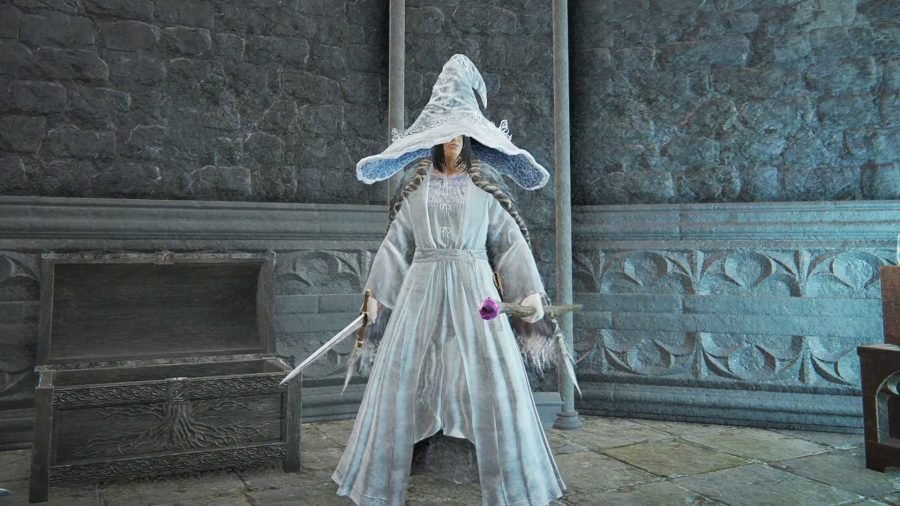 The full Snow Witch armor set in Elden Ring