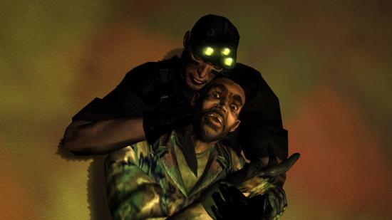 Splinter Cell remake stealth: Sam Fisher performing a stealth takedown on a goon