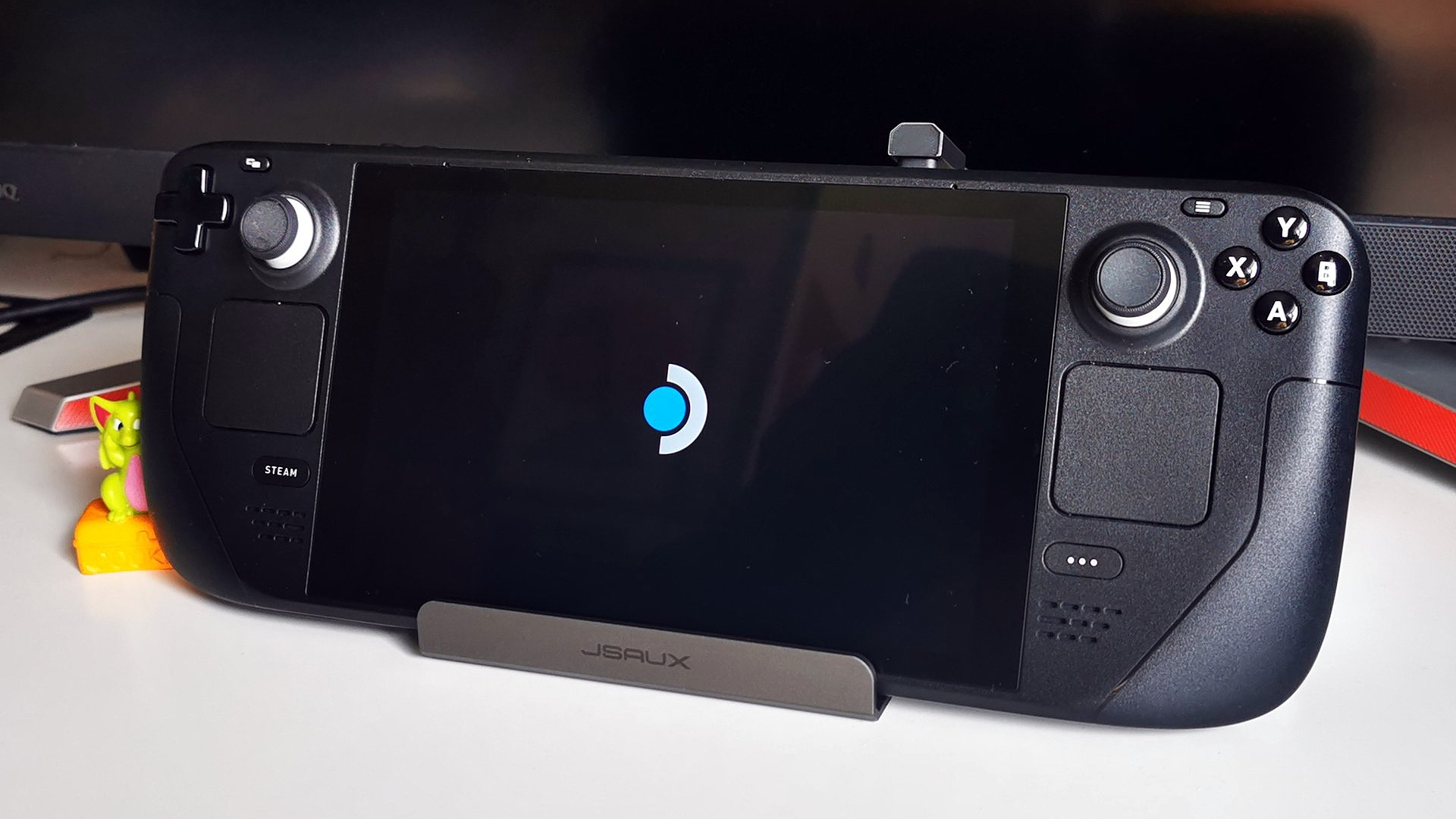 Jsaux Steam Deck dock review – a great handheld gaming PC hub