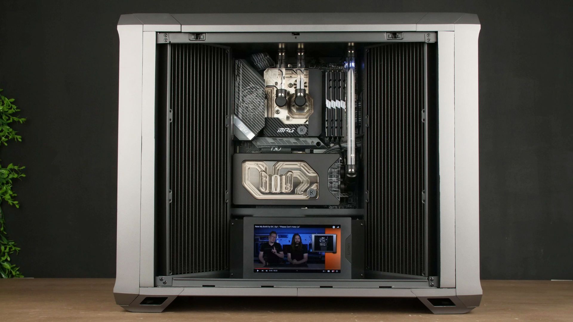 This gaming PC mod lets you play without a monitor