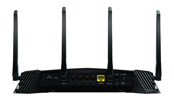 Netgear XR500 gaming router connectivity